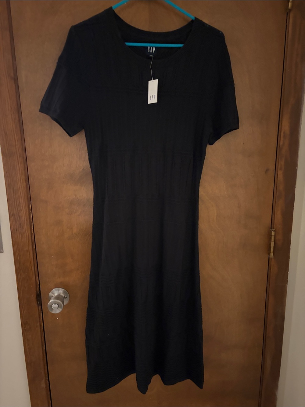 GAP Black Short-Sleeve Midi Knit Dress